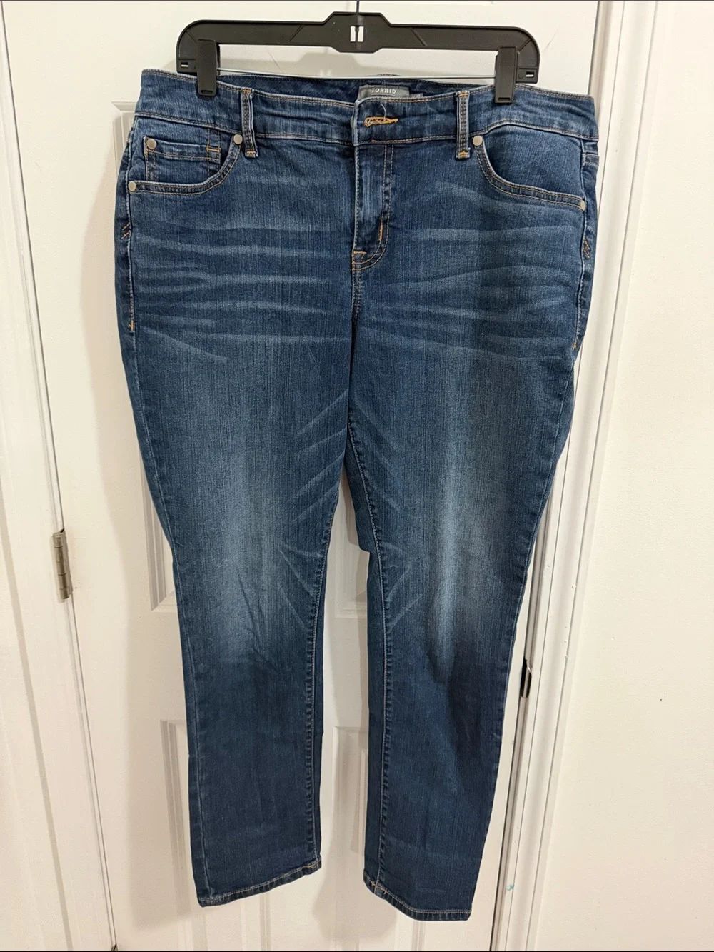 torrid Boyfriend Straight Dark Wash Straight Leg Jeans